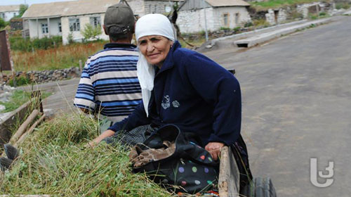 სოფლად მცხოვრები ქალები [Photo]