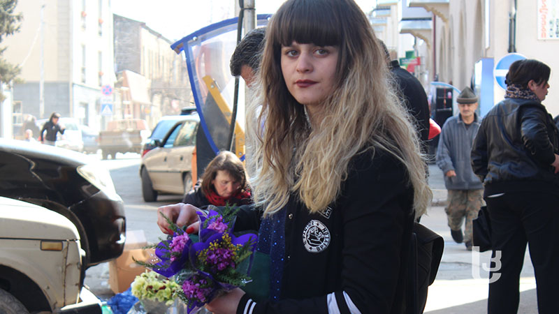 ქალთა დღე და ყვავილები ახალციხის ქუჩებში [Photo]