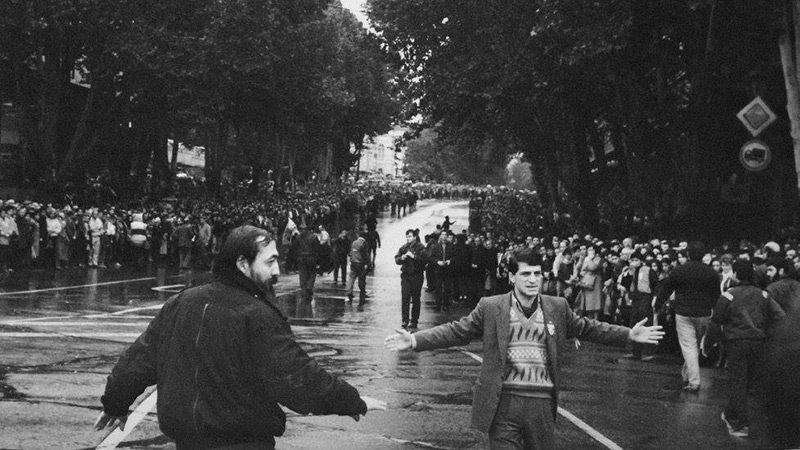 'სახლში ვერ წავიდოდი, მეგობრები რუსთაველზე იყვნენ'– მოგონებები 9 აპრილზე