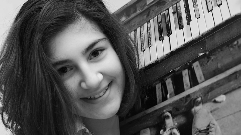 ავანგარდი: ანაჰიტ სტელმაშოვა – 14 წლის პიანისტი ახალქალაქიდან [აუდიო]